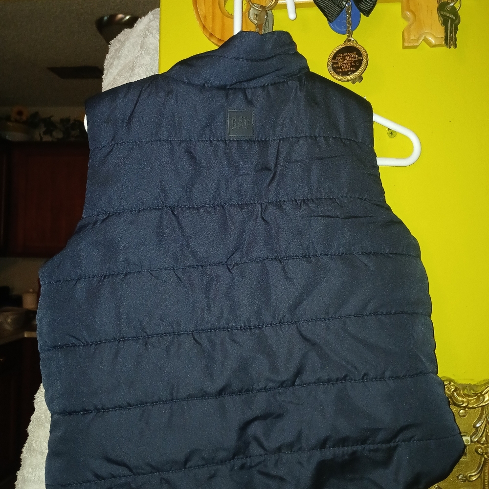 Vest - Picture 2 of 3